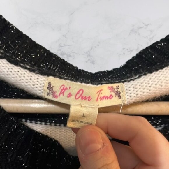 It's Our Time Christmas Sweater Size L - Picture 2 of 3